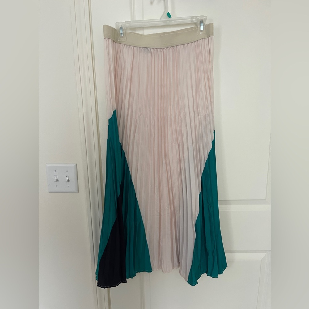 SHEIN pleated skirt